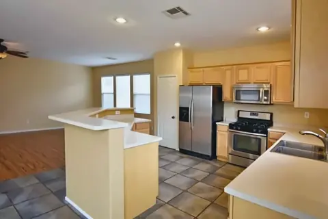 547 Teedale Ct., photo 5 of 15