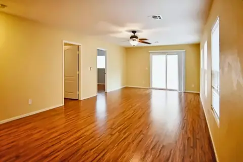547 Teedale Ct., photo 8 of 15